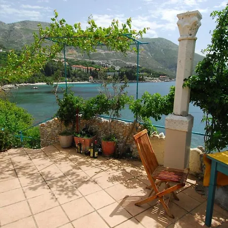 Holiday Robinzon Flora & Fauna - Holiday With Sea View 아파트 *